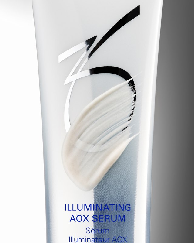 Illuminating AOX Serum